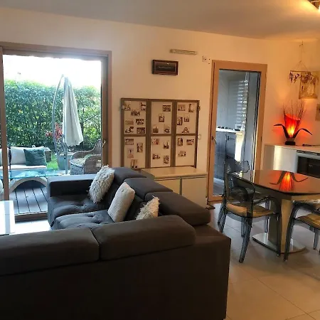 78 M2 1 Terrasse Et Garage